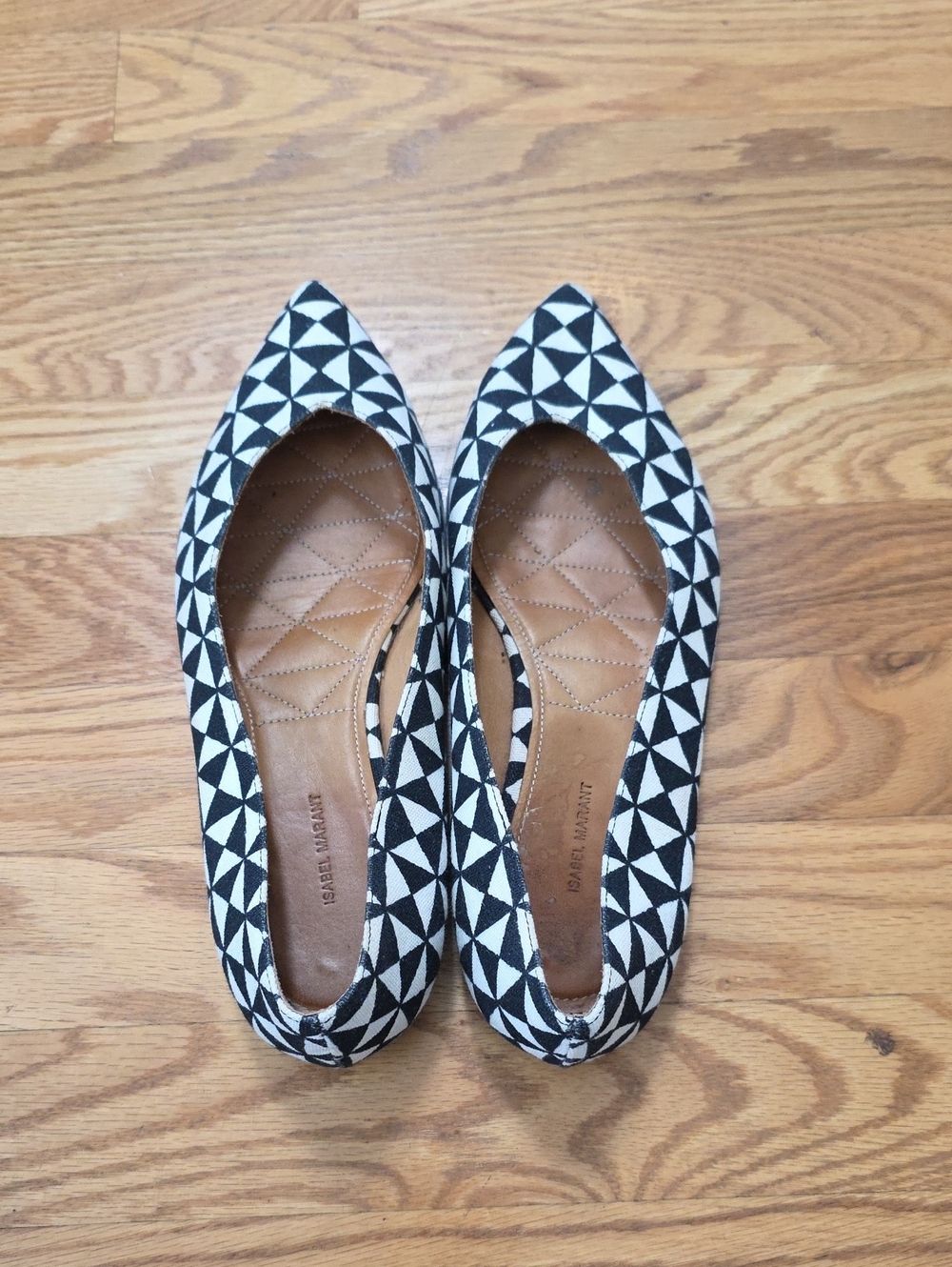 Isabel Marant Black & White Triangle Print Pointed Flats